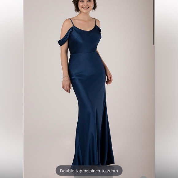 Gala Gown - Picture 1 of 3